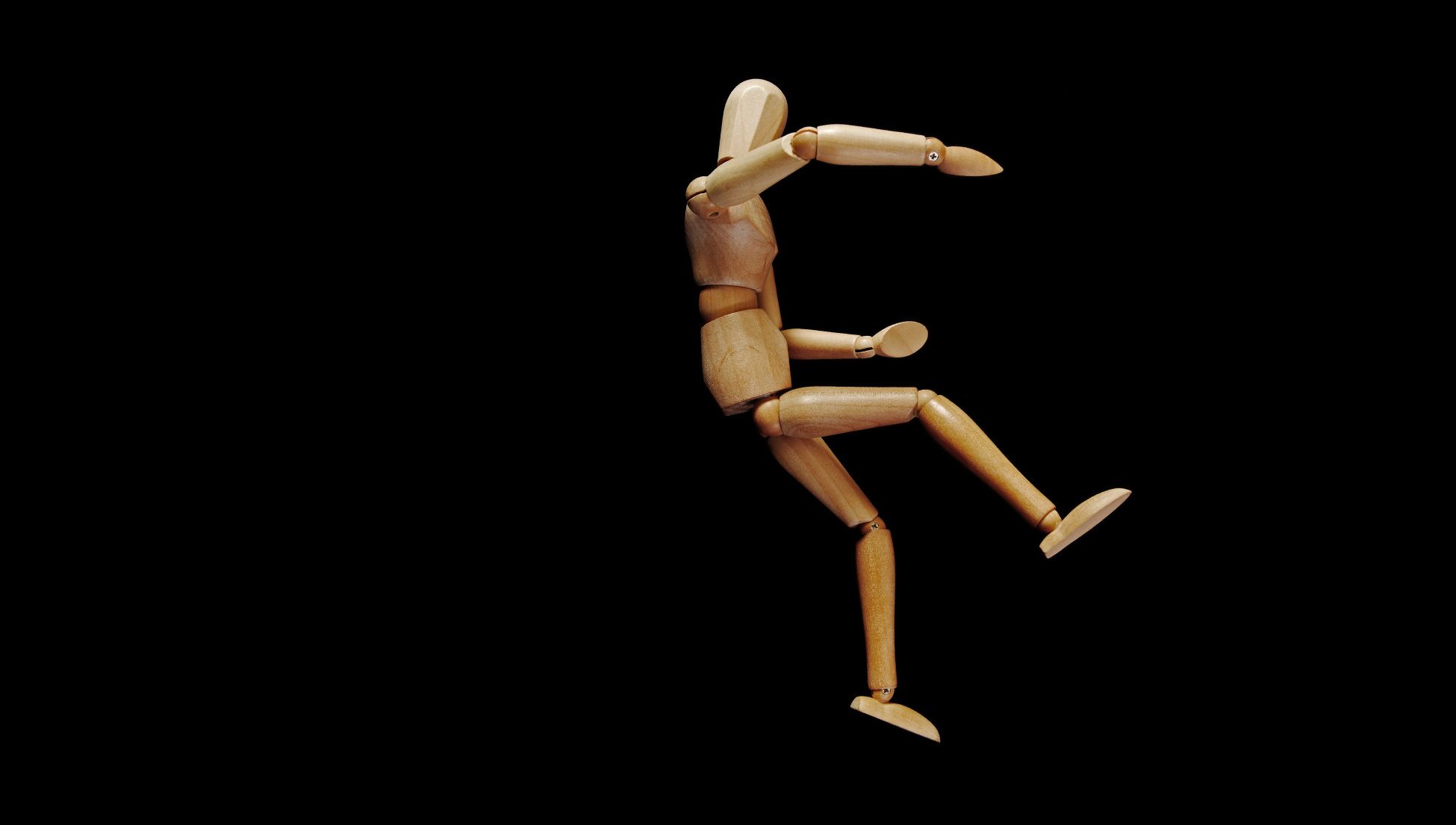 What falling robots reveal about the absurdity of human trust | Psyche